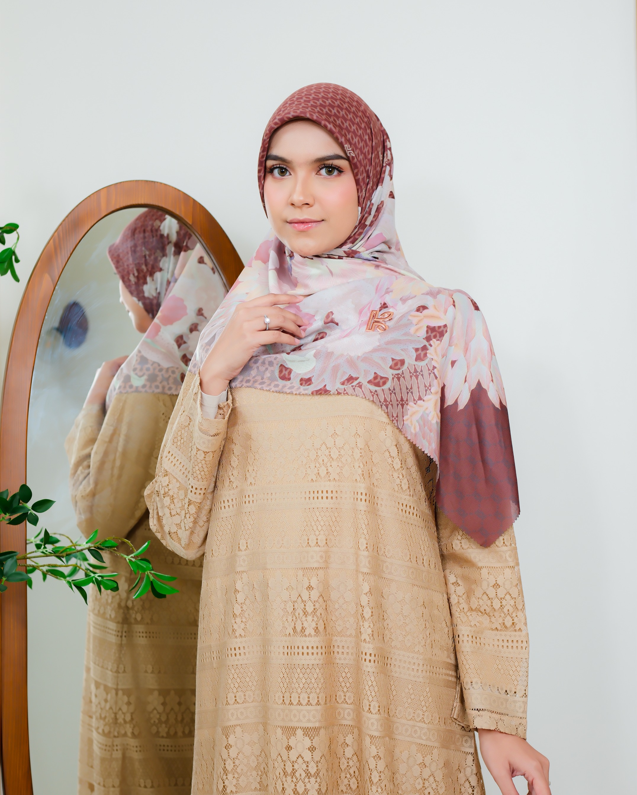 Zaujah Scarf Raya Series Syar'i Brown Mahoghany