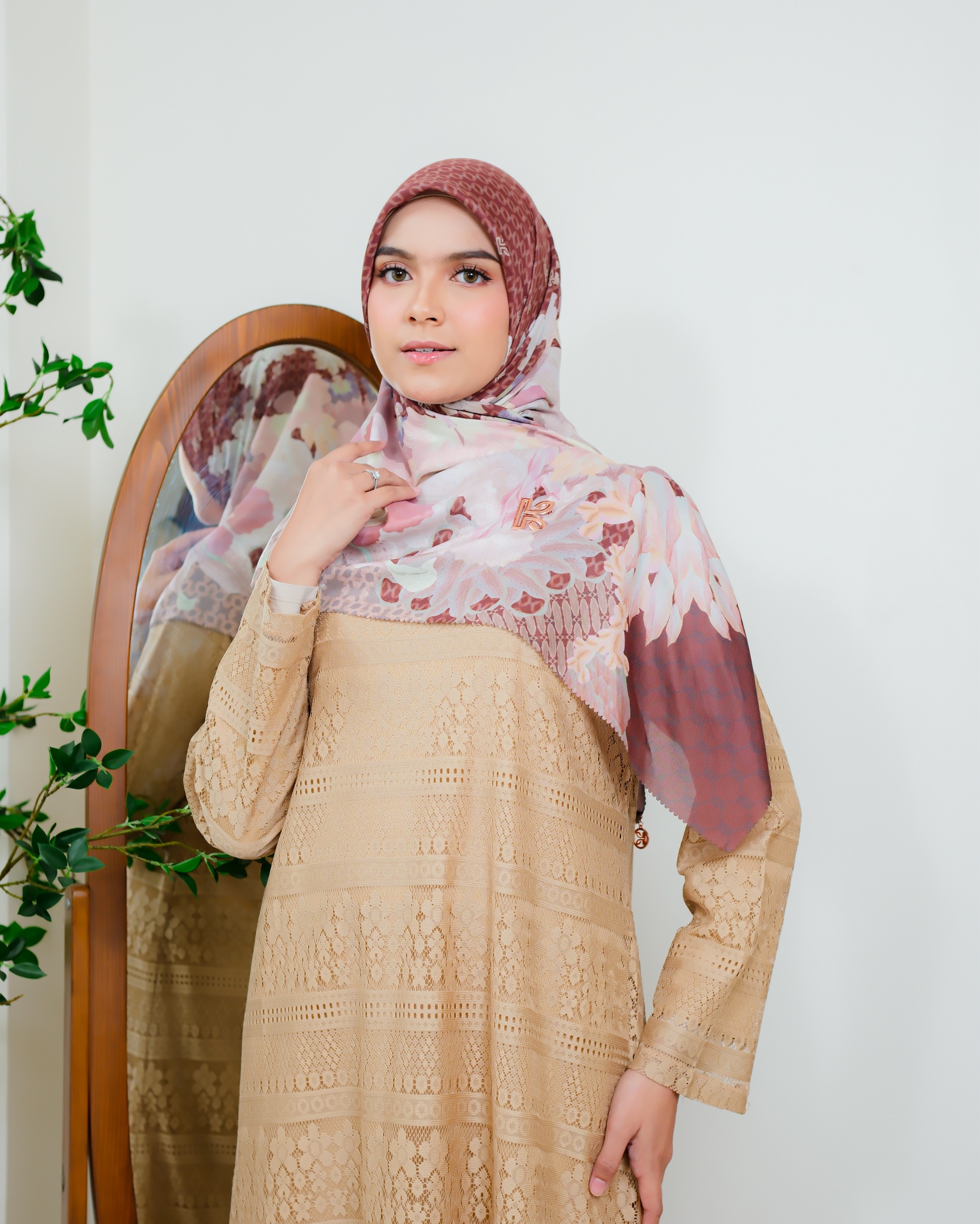 Zaujah Scarf Raya Series Syar'i Brown Mahoghany