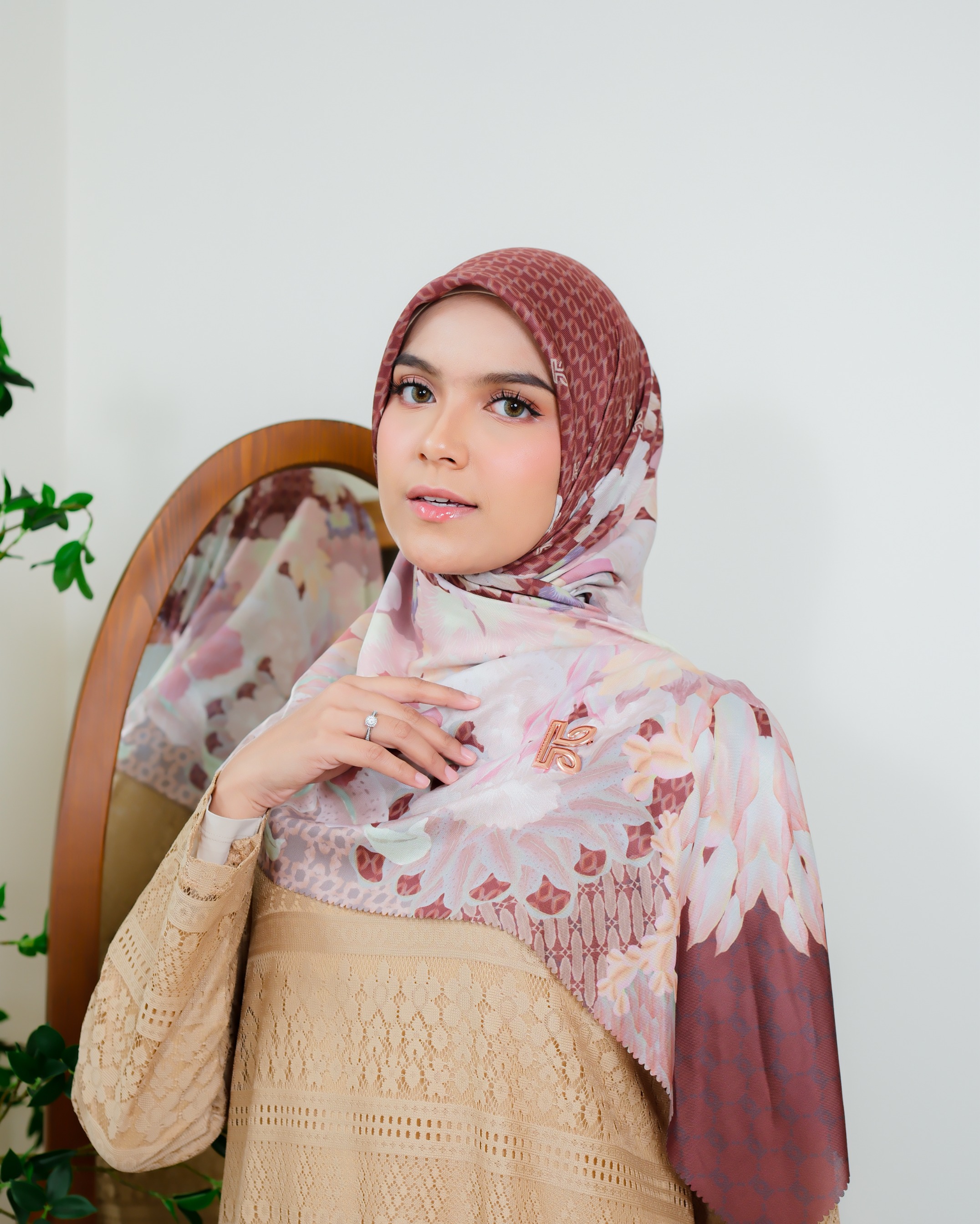 Zaujah Scarf Raya Series Syar'i Brown Mahoghany