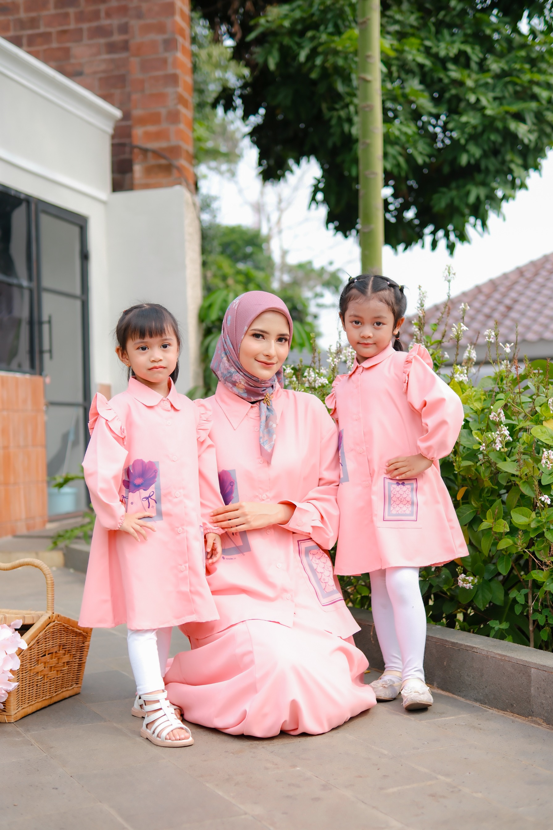 Kalana Scarves x Circle In Poppy One Set Pink Coral