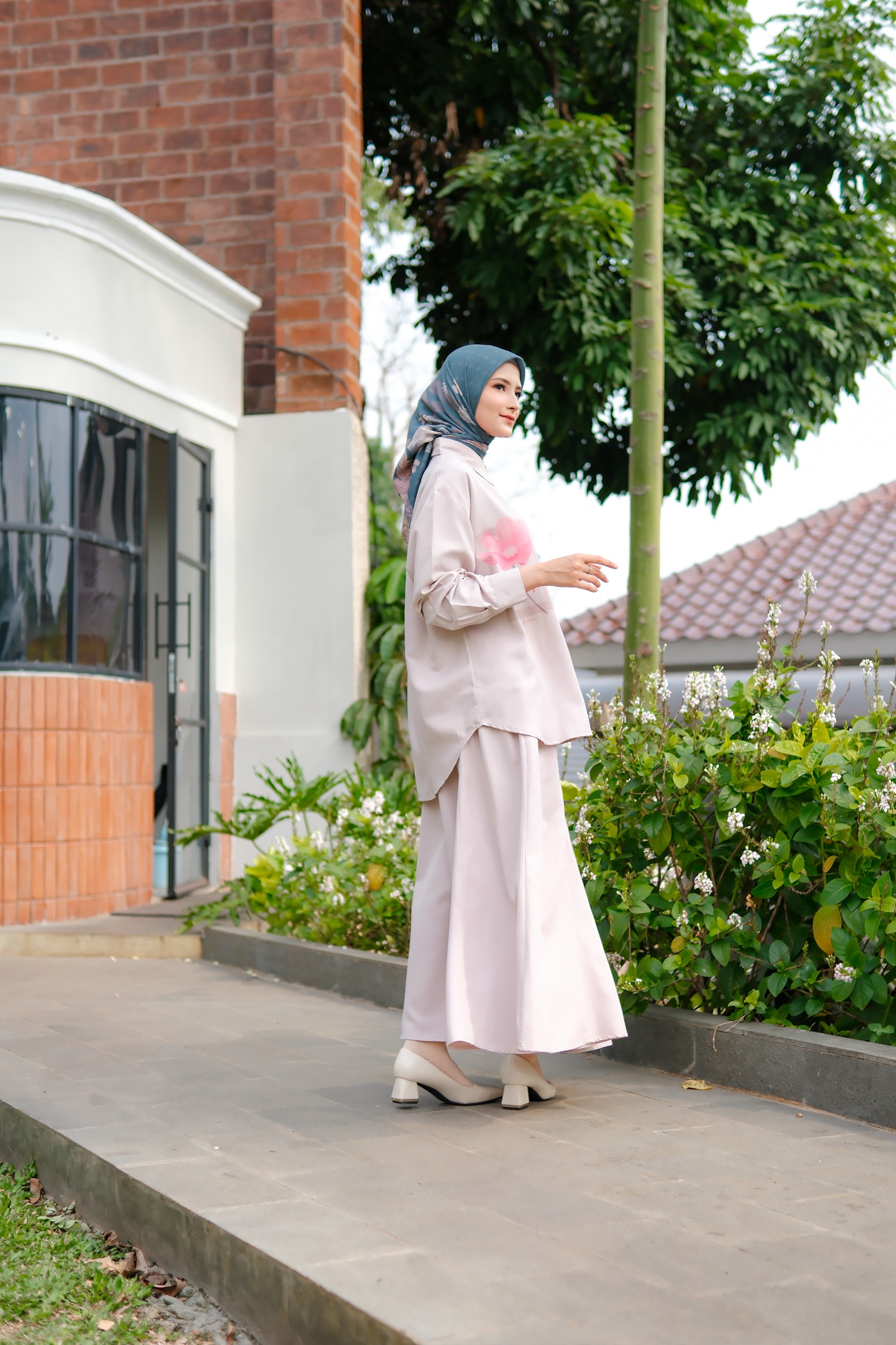 Kalana Scarves x Circle In Poppy Series Pastel Khaki