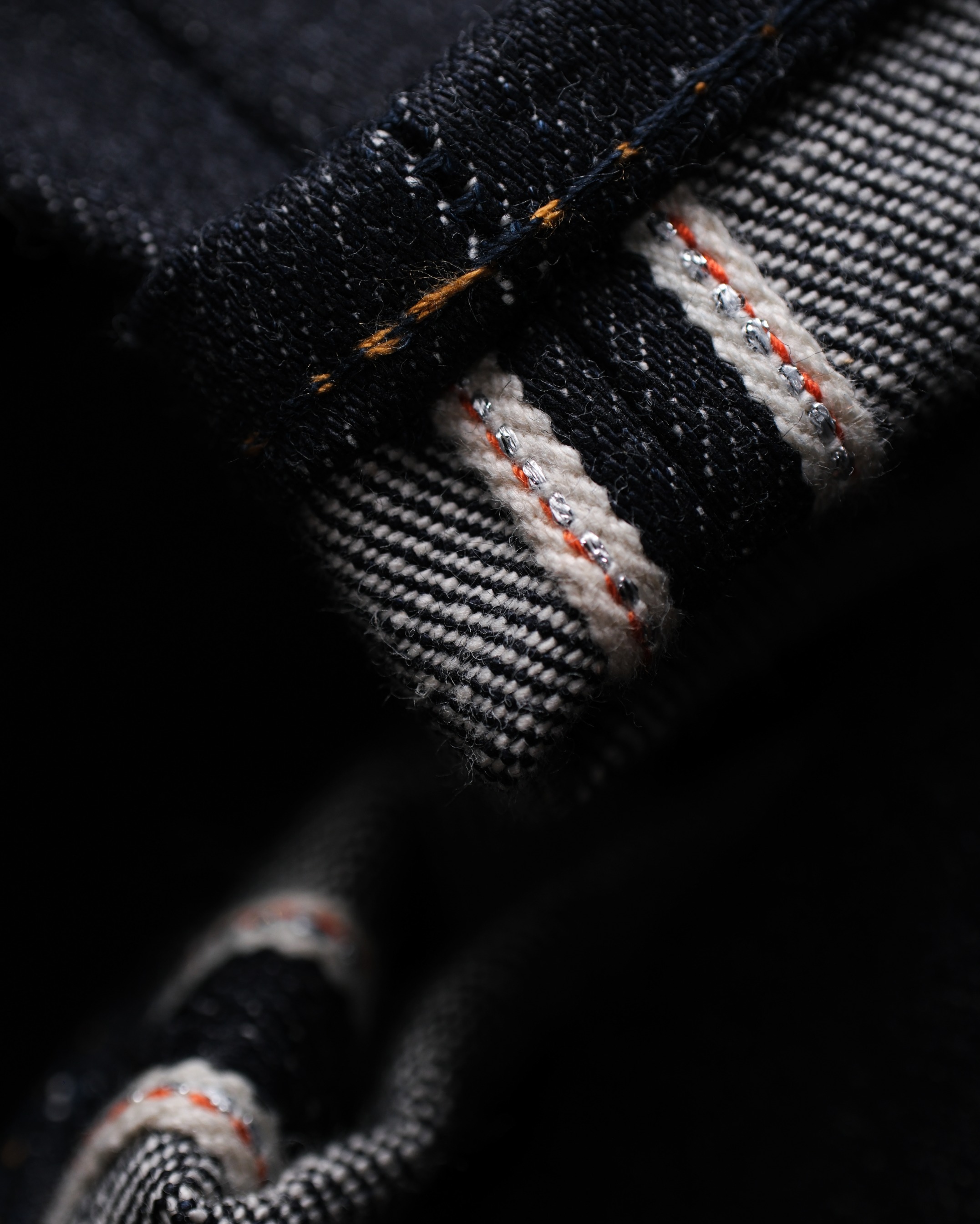 Bluestates Raw Selvedge Denim - Celestial Tiger 16 oz Deep Indigo Slim Straight selevdge jeans