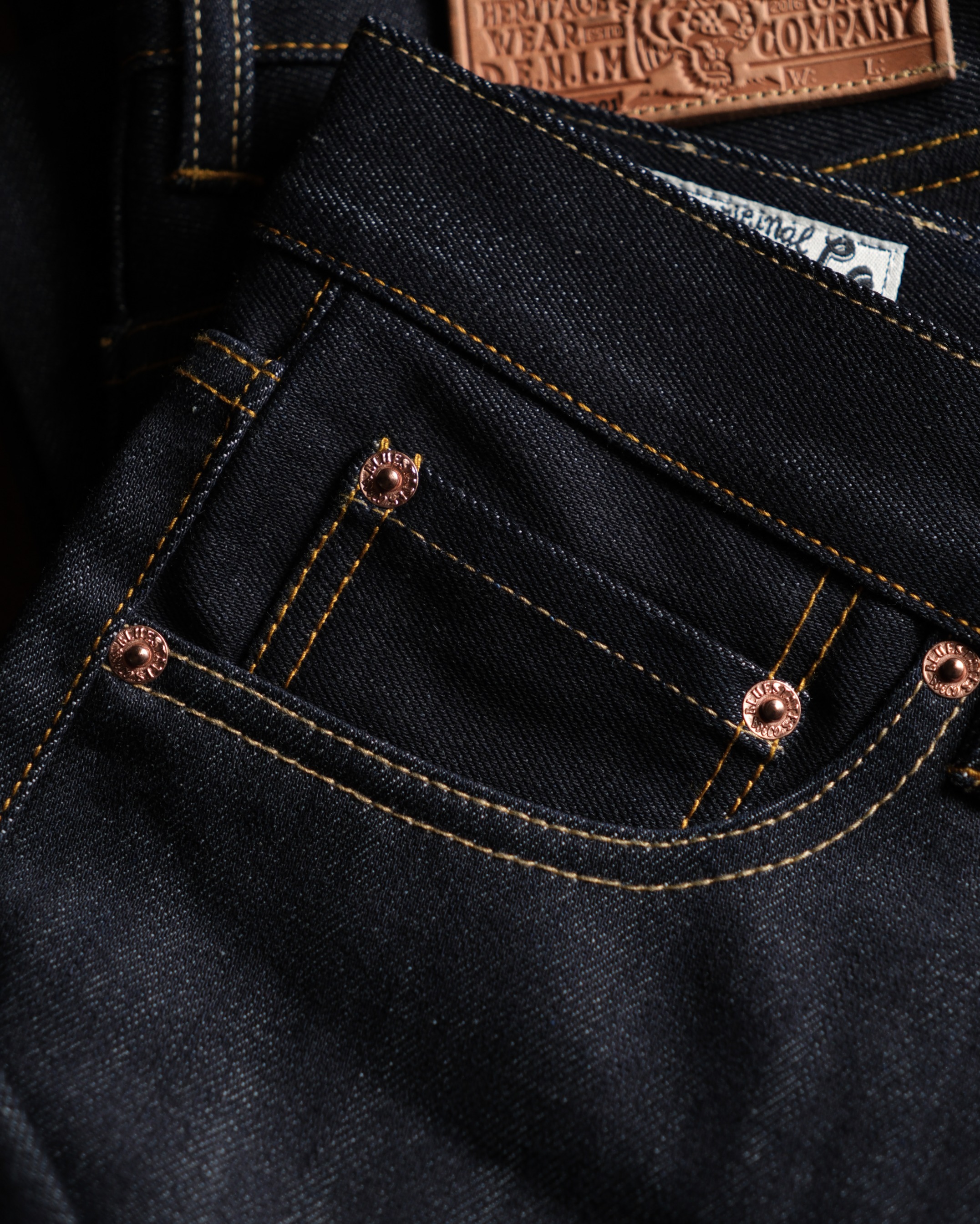 Bluestates Raw Denim - 14.5 oz Lucky Tiger88 deep indigo rope dyed non selvedge sanforized jeans slim straight/slimfit
