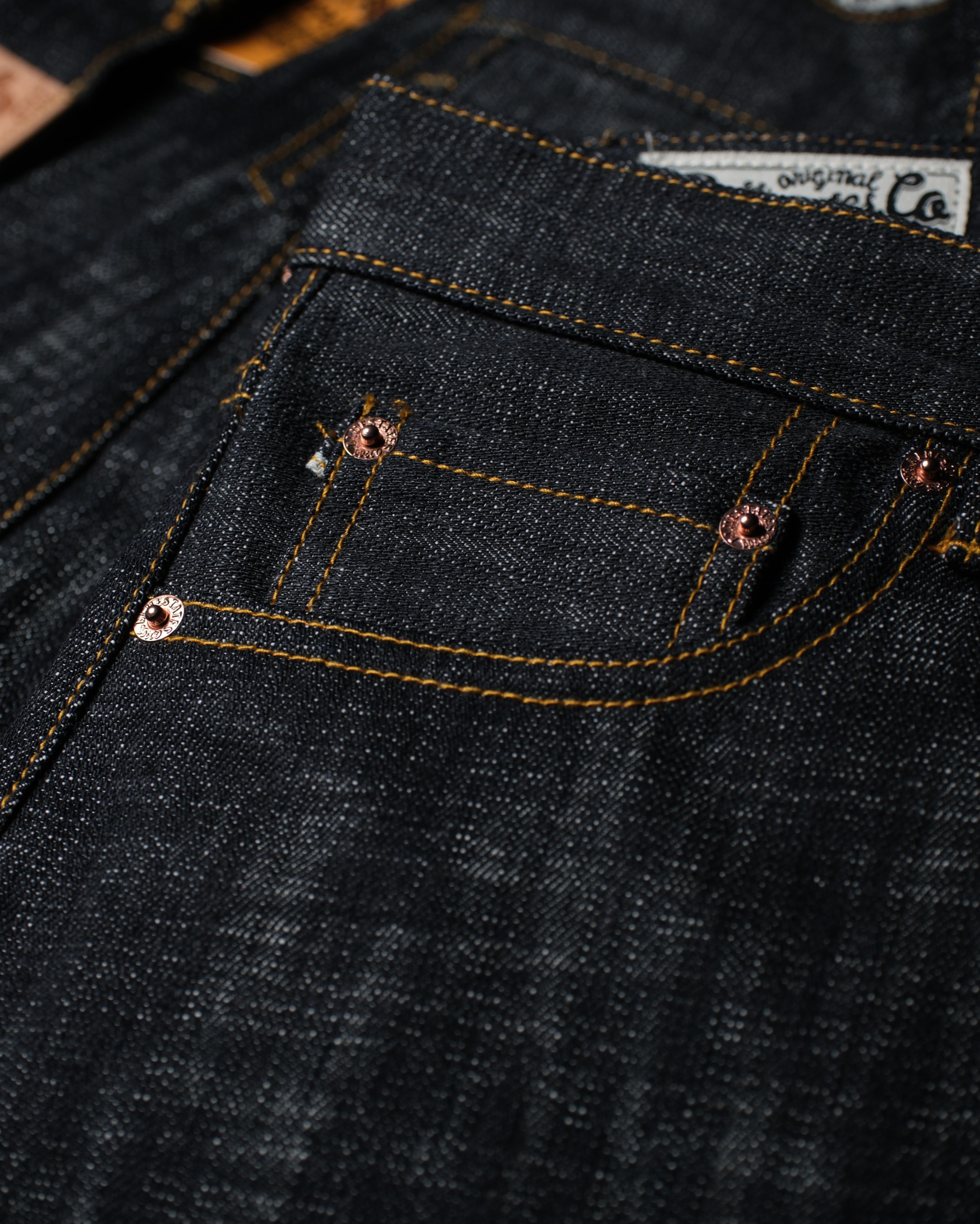 Raw Selvedge Denim - Oriental Tiger 14.75 oz Super Cross Slub Sanforized Selvedge Slim Straight / Slim Fit Jeans Bluestates