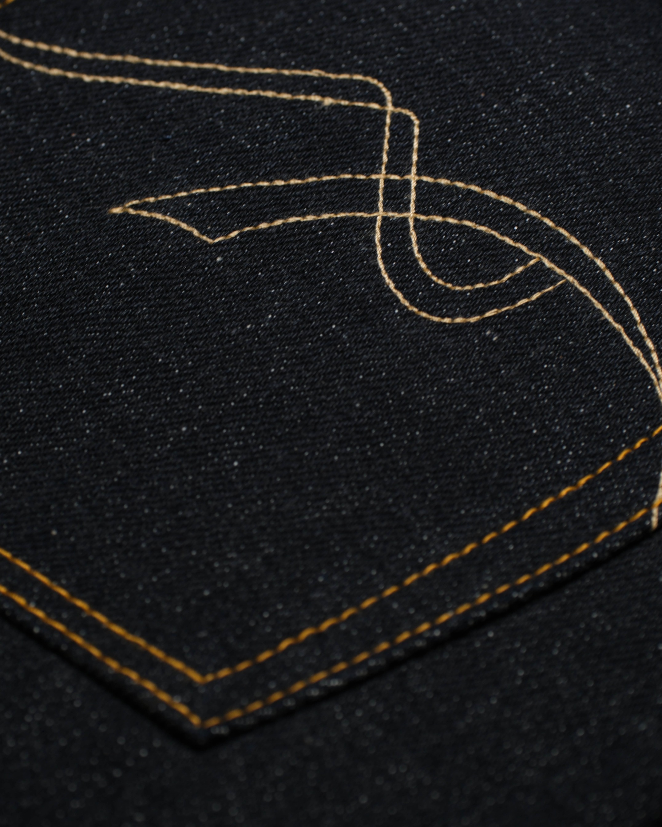 Bluesates Raw Selvedge Denim - Twin Tiger 14.75 oz Classic sanforized Dark Indigo red line selvedge jeans Slim straight & slimfit cut