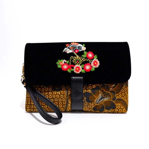 Image of JANU CLUTCH 020