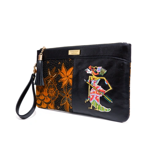 Image of PANDAWA CLUTCH 012
