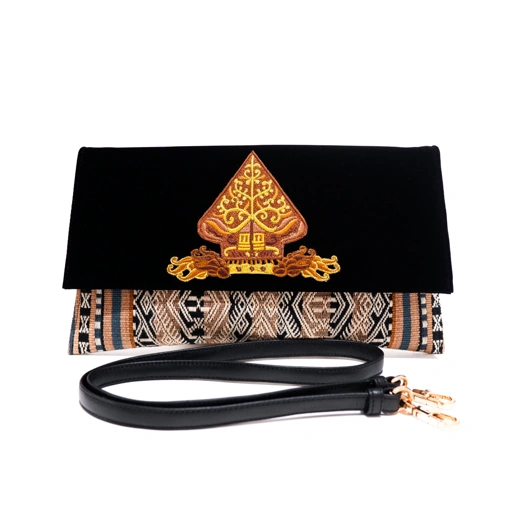 Image of KAYUMANIS CLUTCH 003