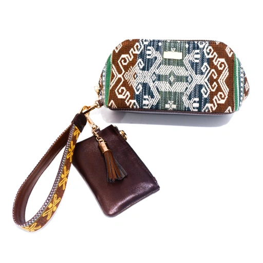 ARUNA POUCH 011