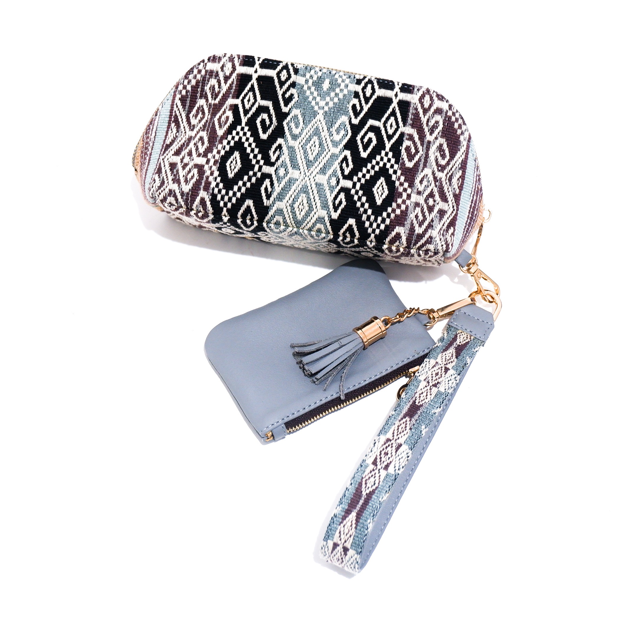 ARUNA POUCH 001