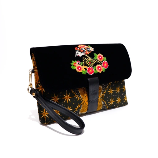 Image of JANU CLUTCH 021