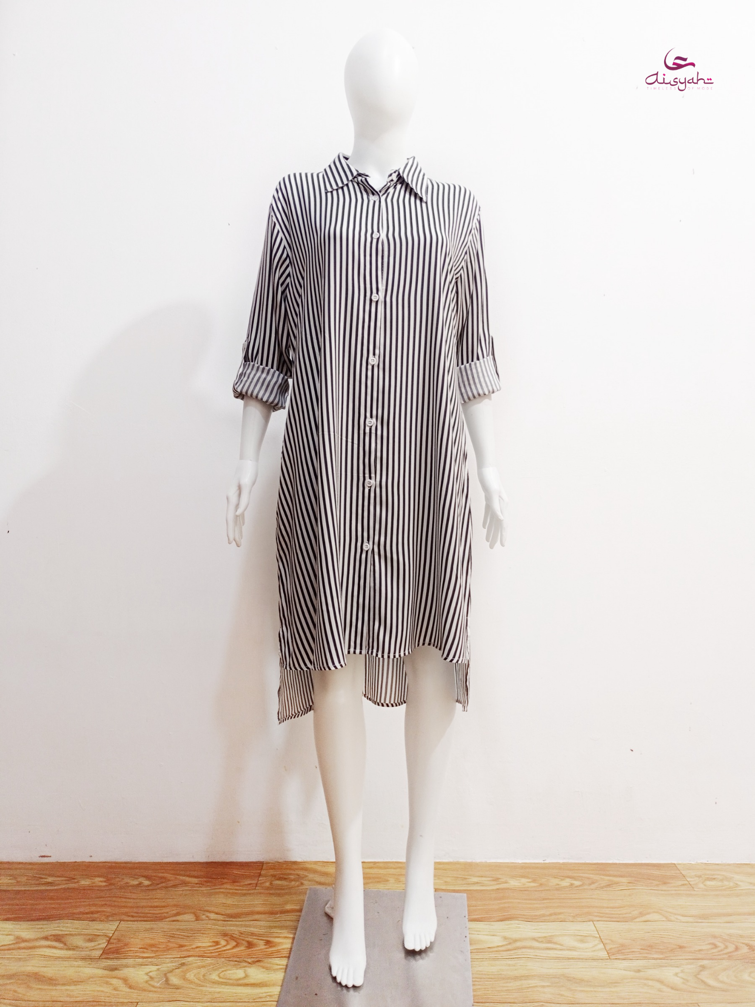 Adeeva series Garis Putih