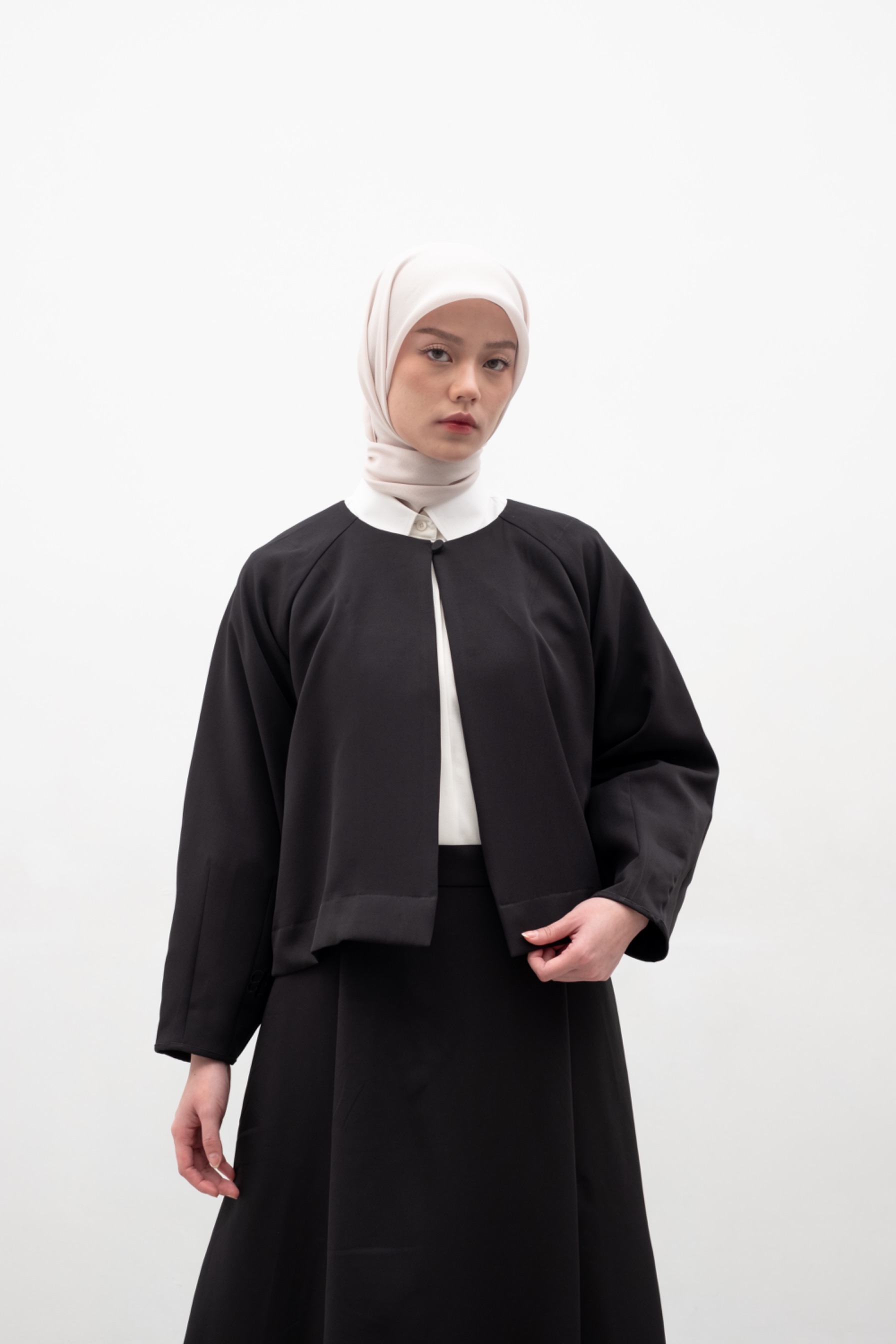 EIRA Outer - Black