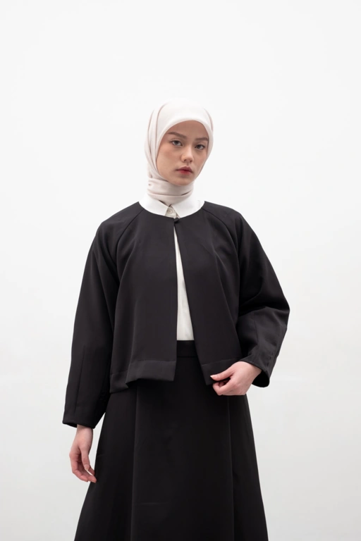 Image of EIRA Outer - Black