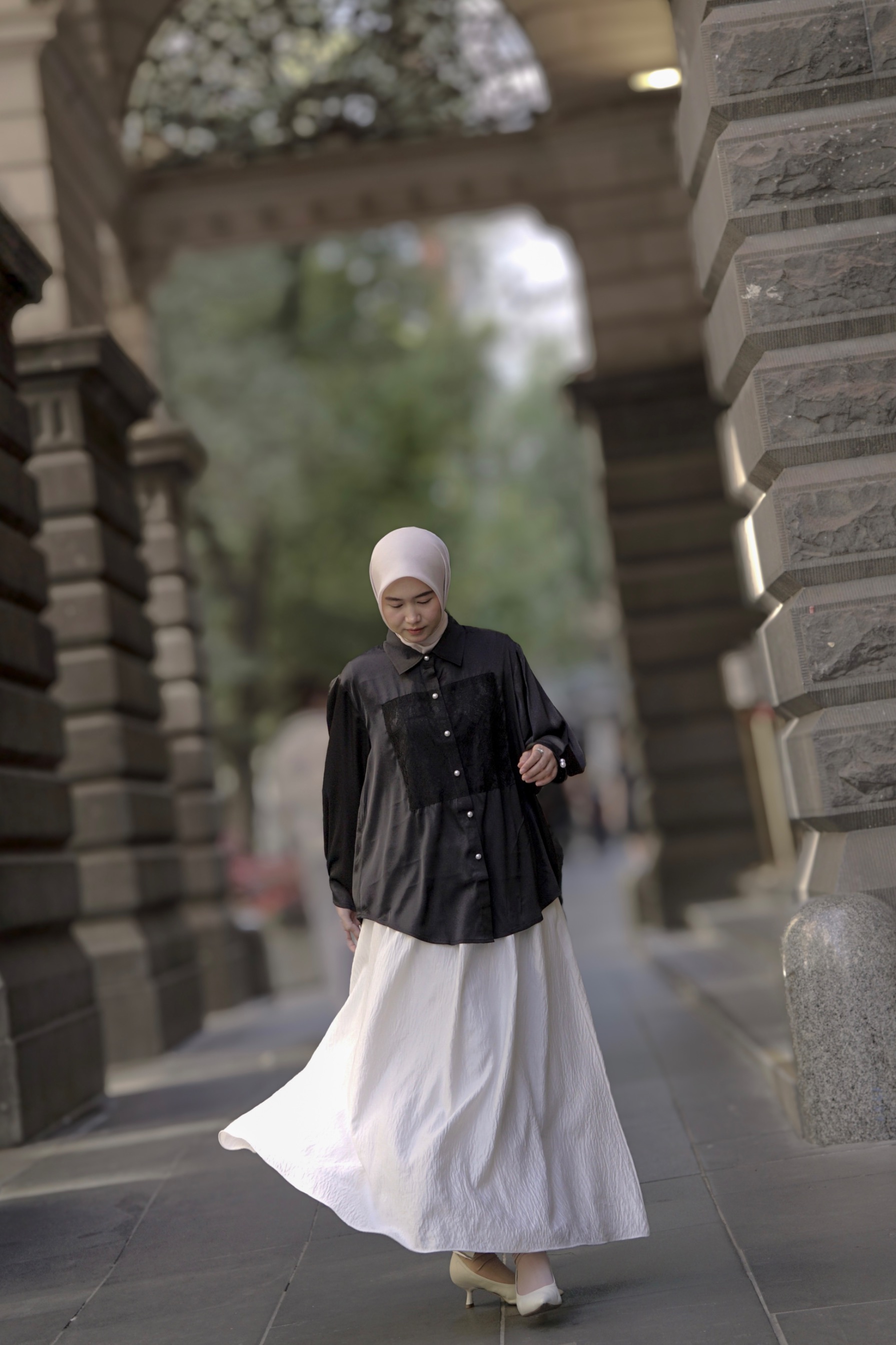 ELLEN Shirt in Black - Darlene Series