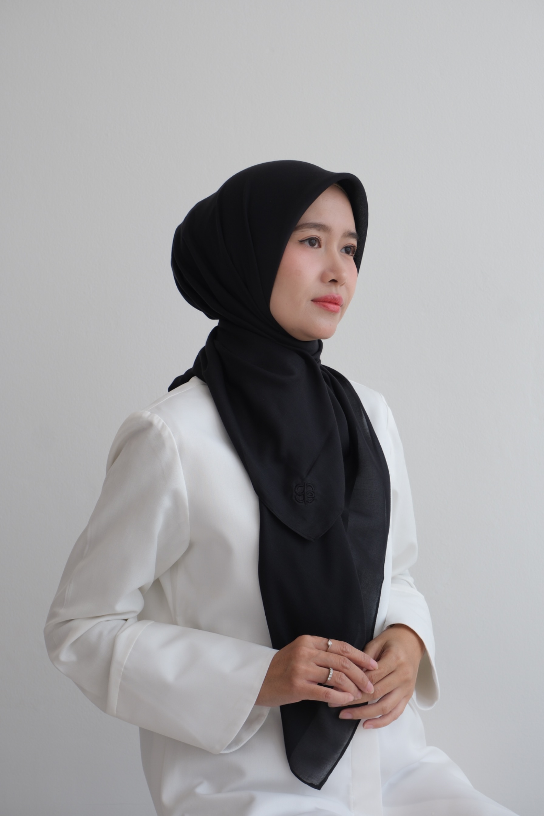 HIRA Scarves - Noir