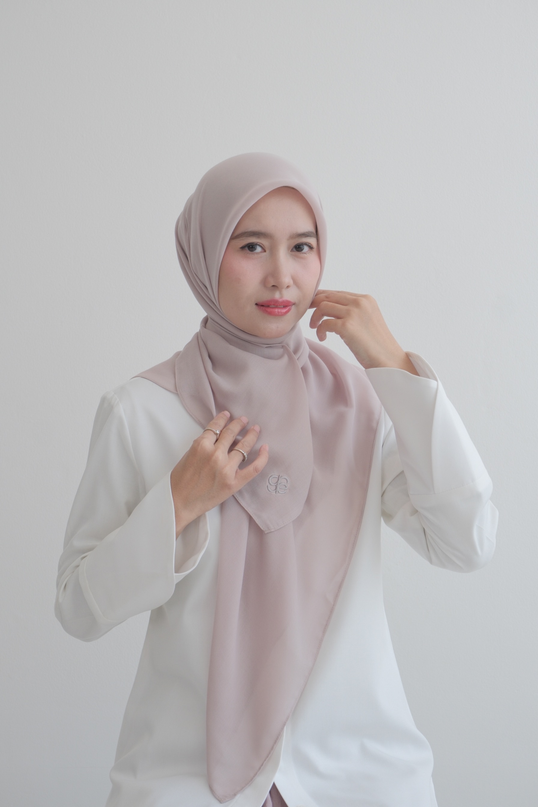 HIRA Scarves - Oat