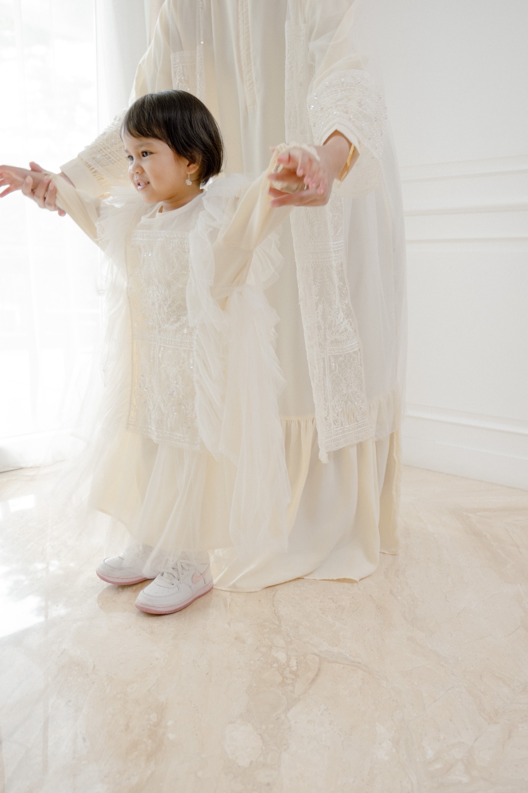 Brille Set Dress Kids - Cloud Cream - Signature Collection