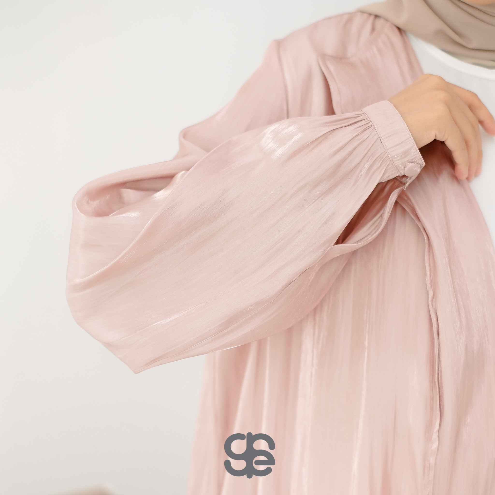 Sheer Outer - Ash Rose