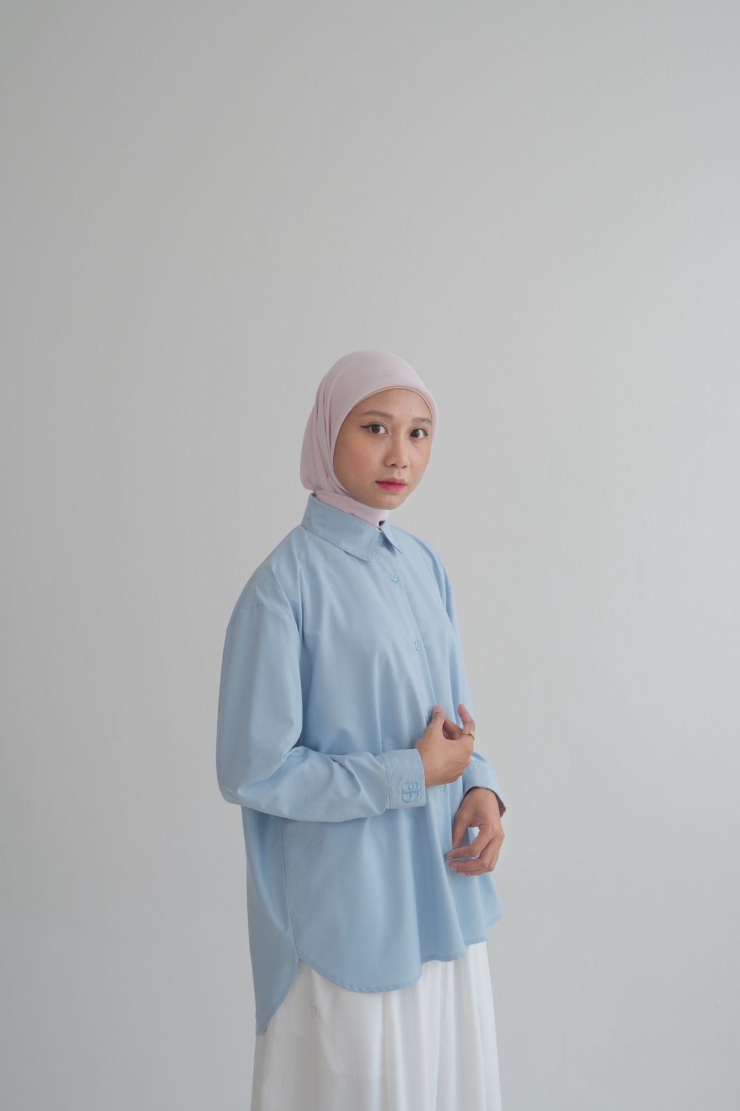 SARA Basic Shirt - Sky Blue 
