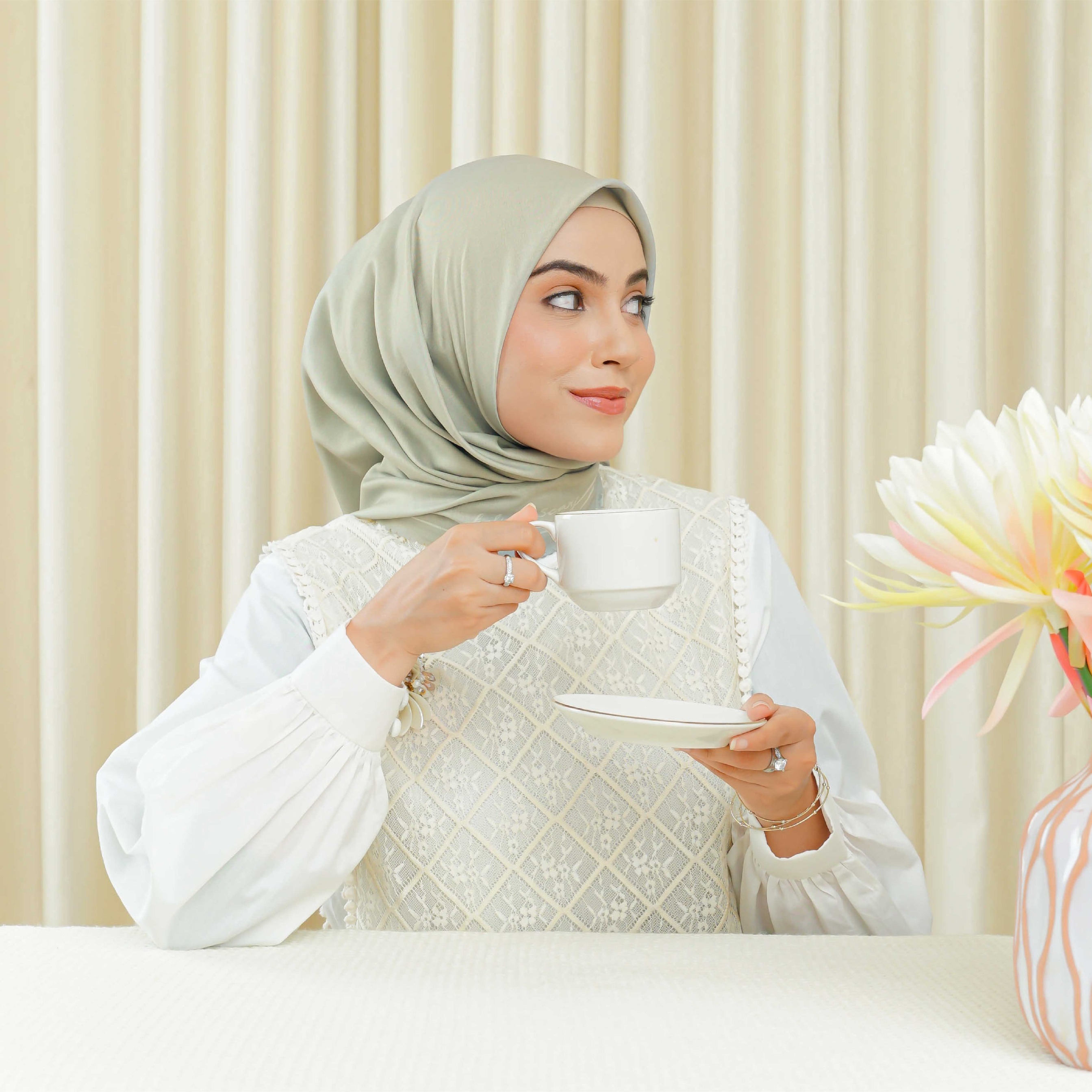 Halwa Signature Plain Green Scarf