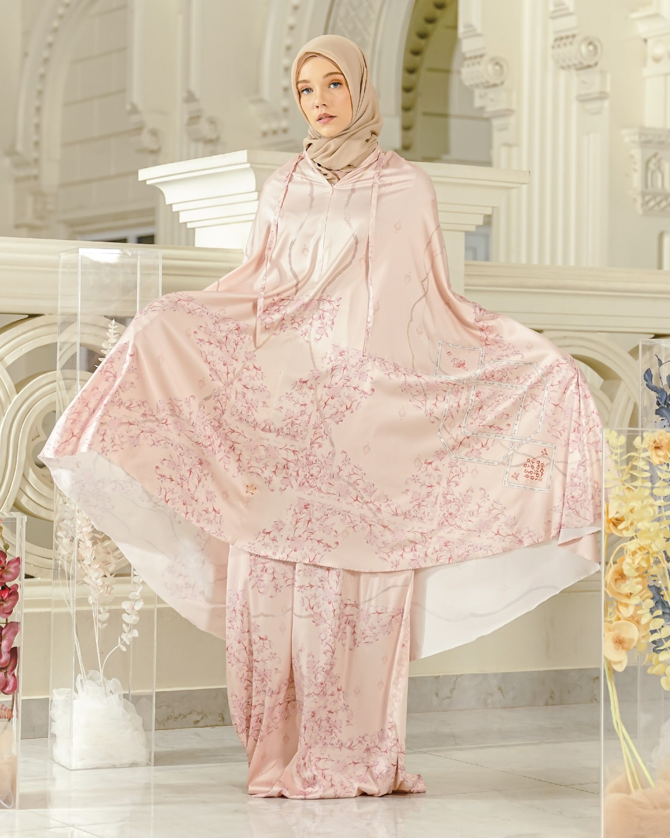Rumi Poems Meesha Prayer Set - Peach Halwa