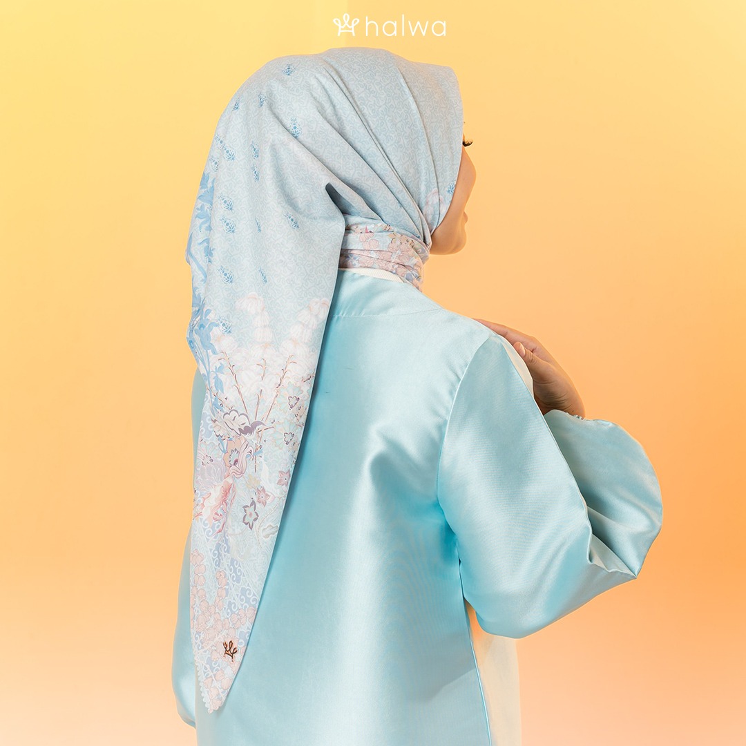 Halwa Scarf Reverie Blue Sky