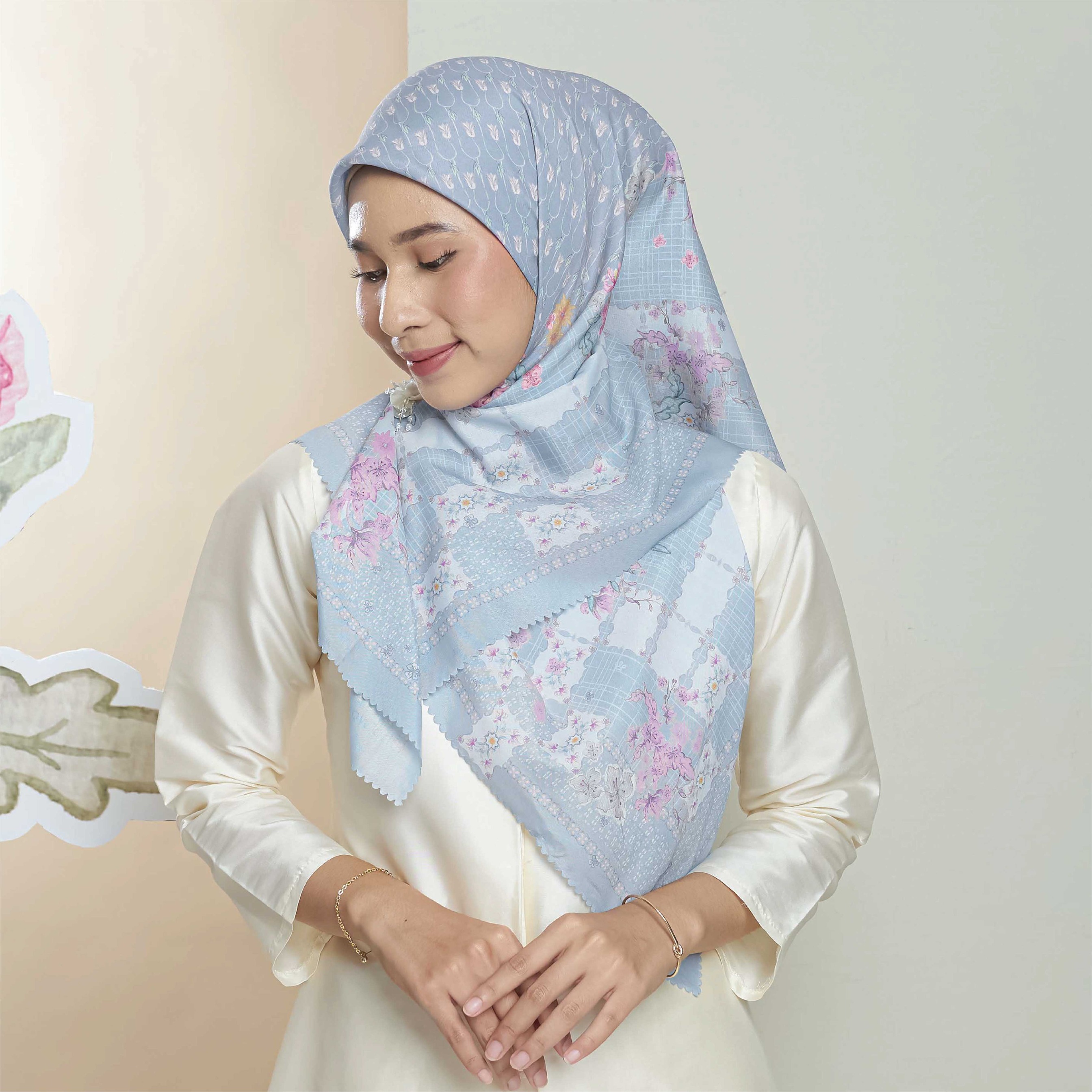 Halwa Scraf A La Romance Powder Blue
