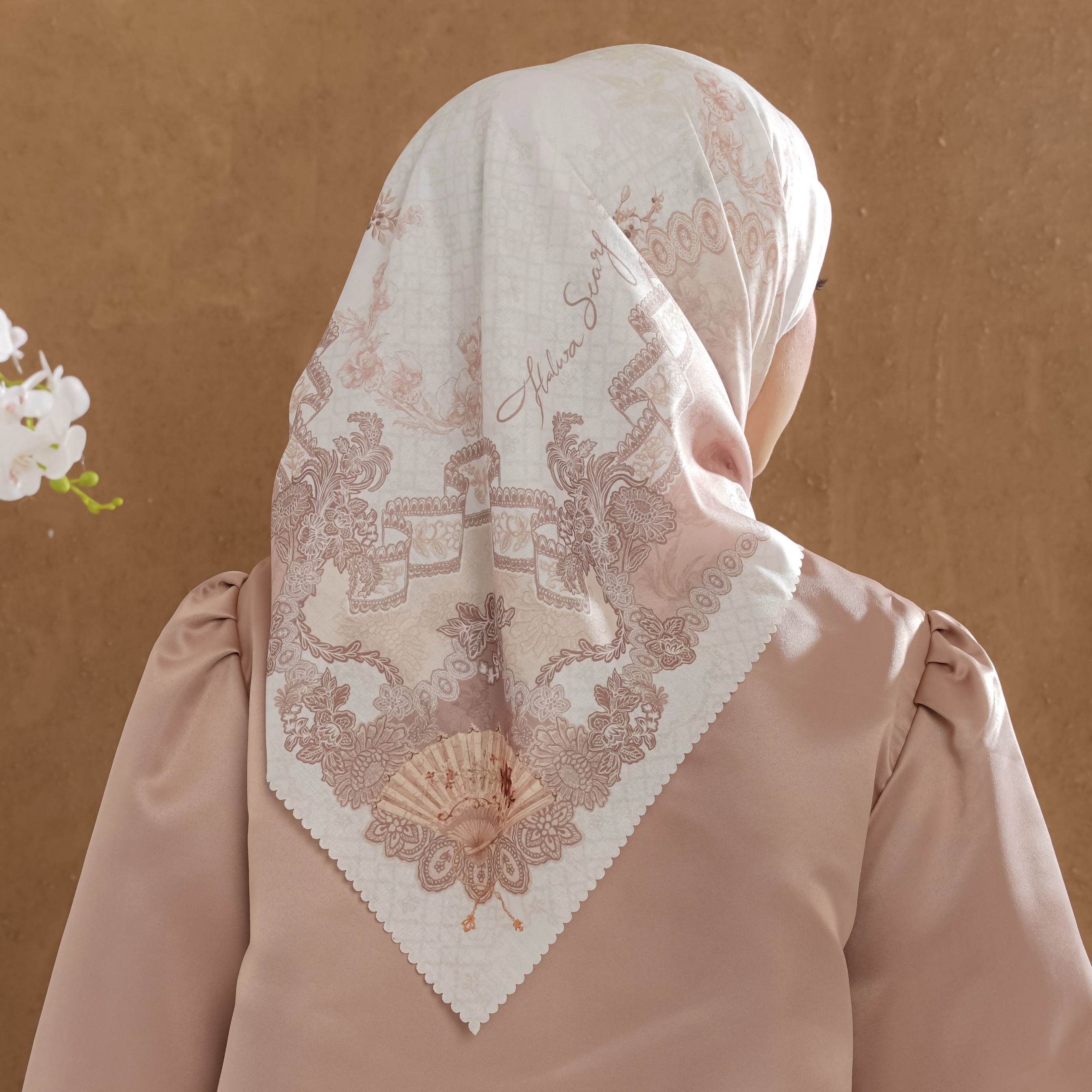Halwa Scarf Anindya Heritage