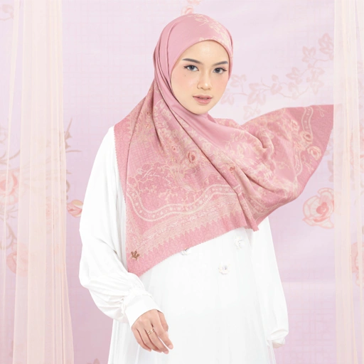 Image of Halwa Scarf Najd Ornate Dusty Pink
