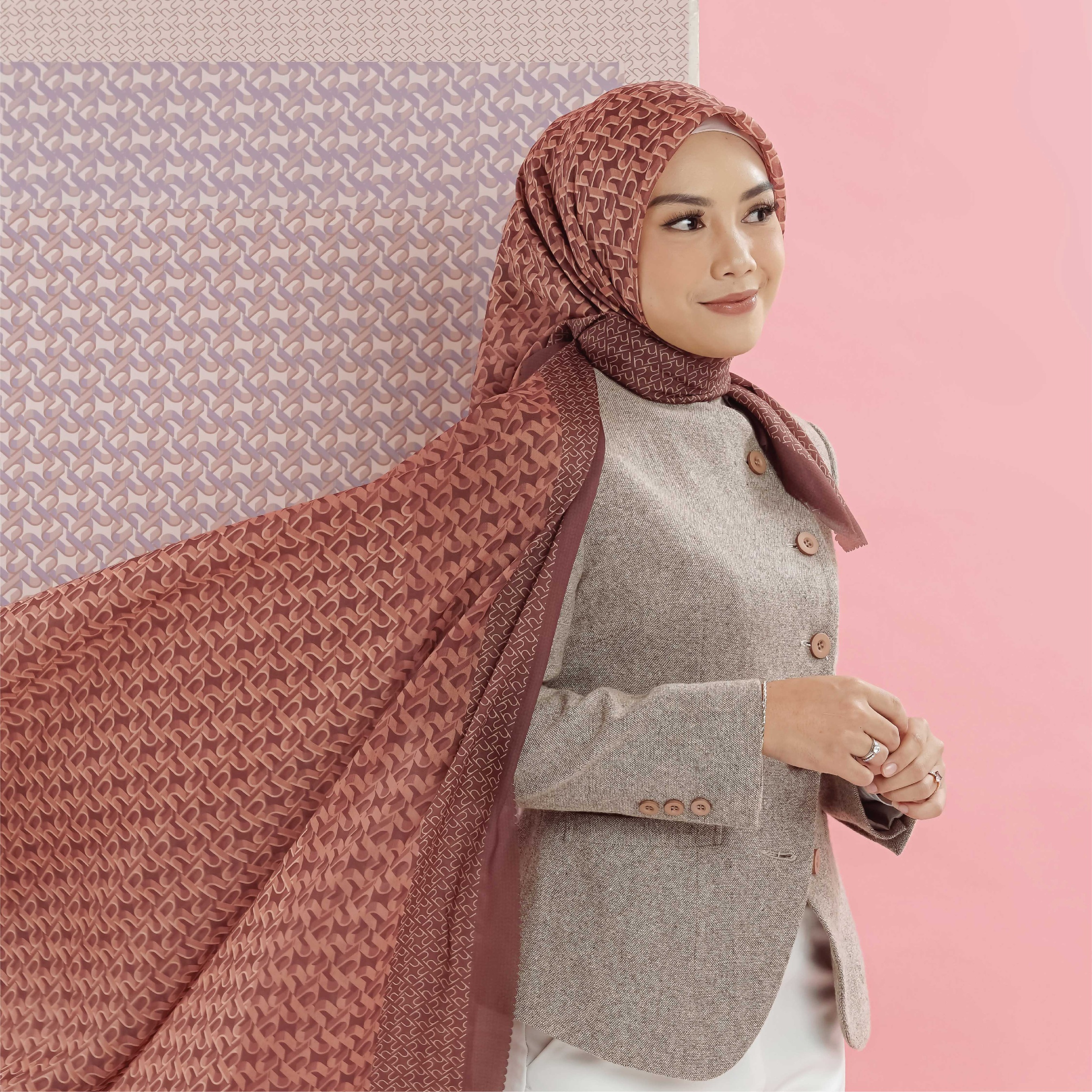 Halwa Scarf Monogram Jubilee Cinnamon