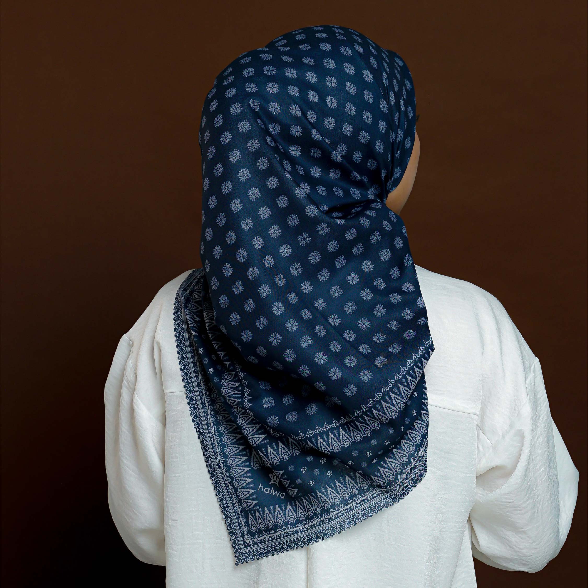Halwa Scarf Minang Nilo Reborn