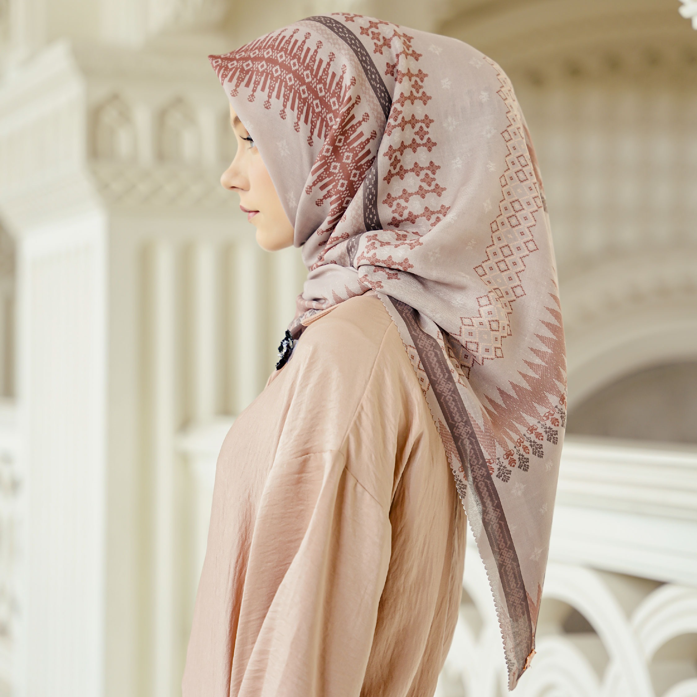 Halwa Scarf Songket Amber Brown Reborn