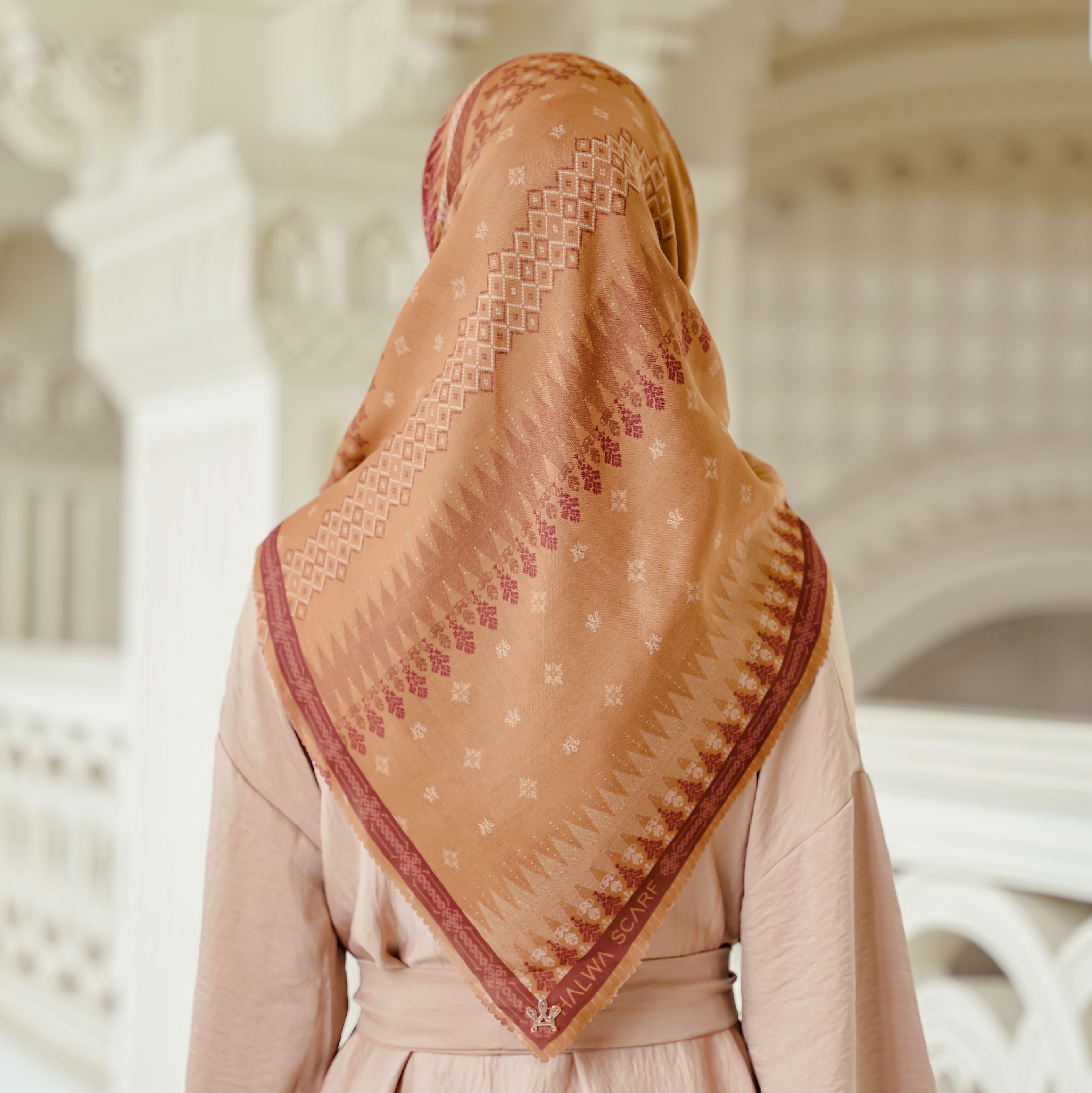 Halwa Scarf Songket Cinnamon Reborn
