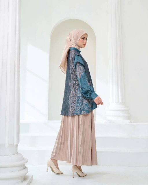 Image of Misha Top Emerald