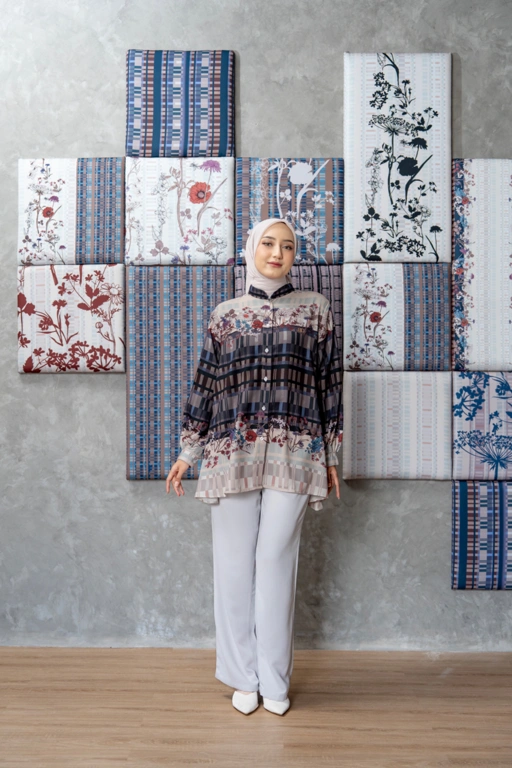 Image of Renai Top Ivory