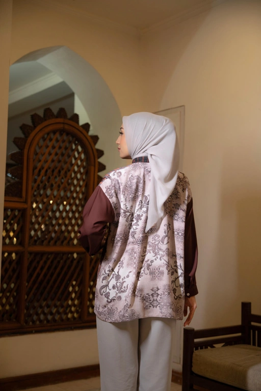 Image of Velora Top