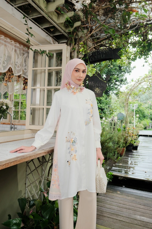 Image of Patrakomala Tunic in Butter Cream