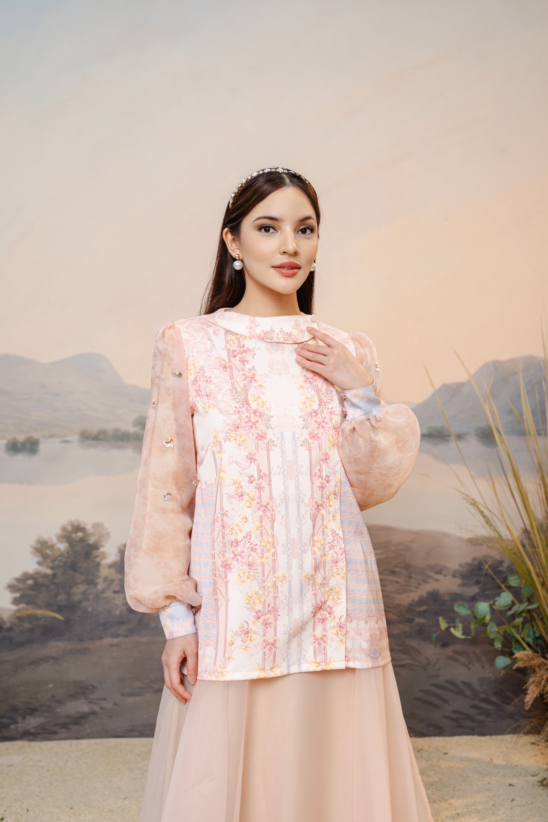 PO Puspita Blouse in Peony Peach