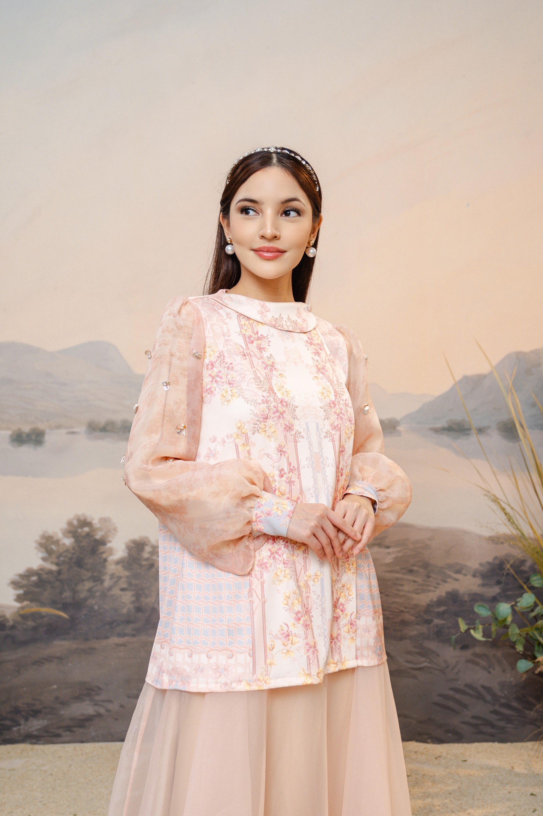 PO Puspita Blouse in Peony Peach