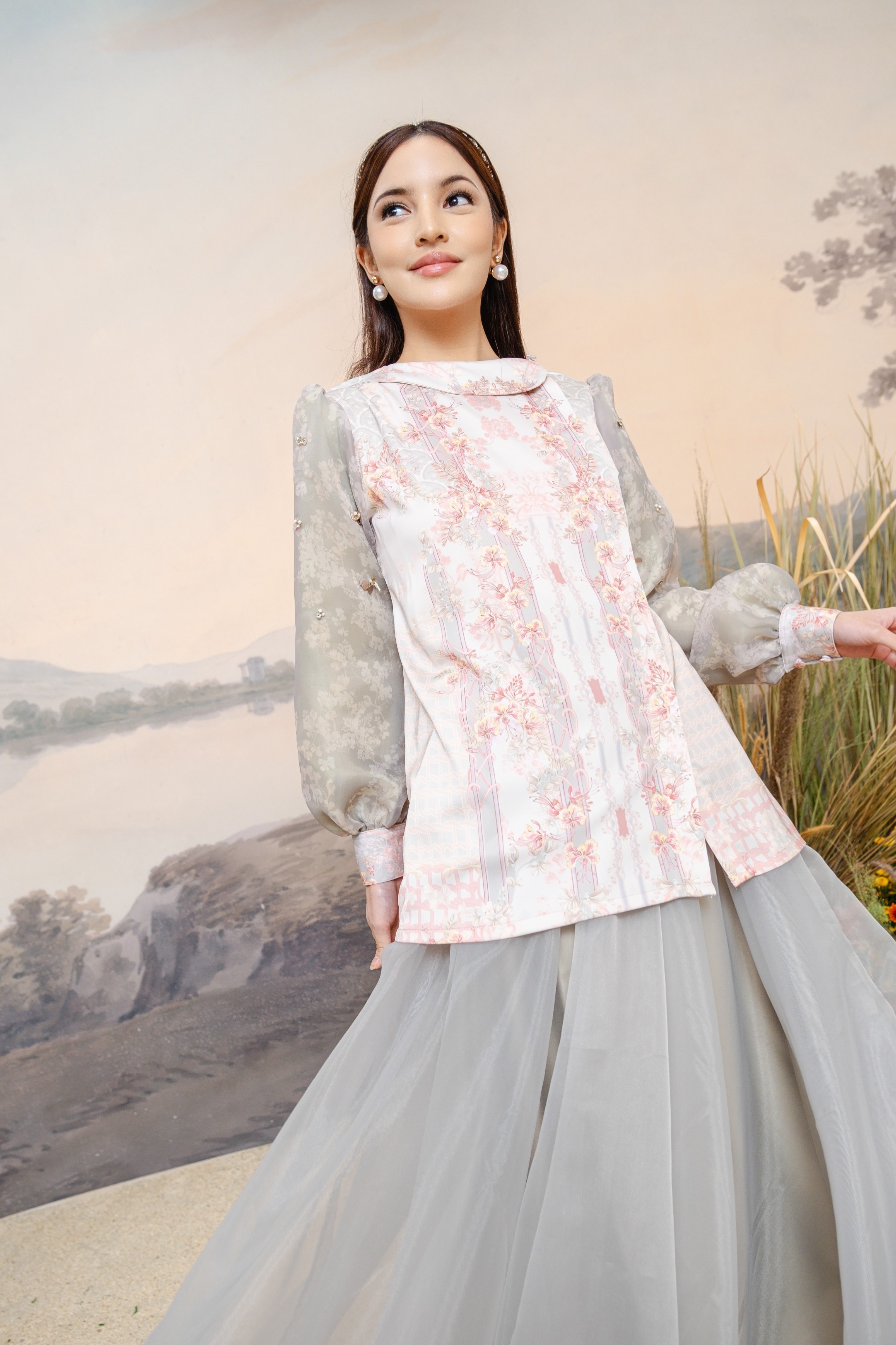 PO Puspita Blouse in Lily Green