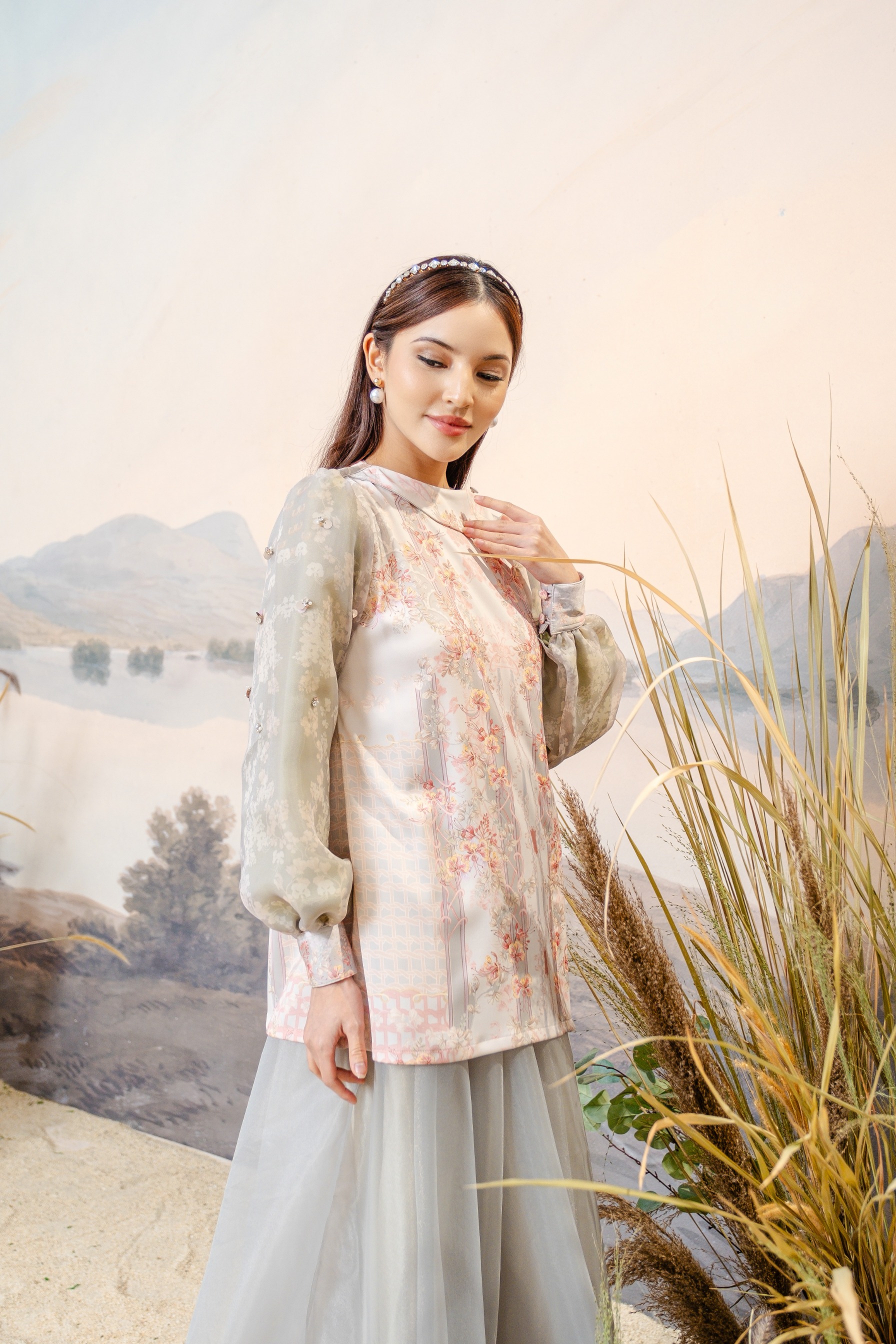 PO Puspita Blouse in Lily Green