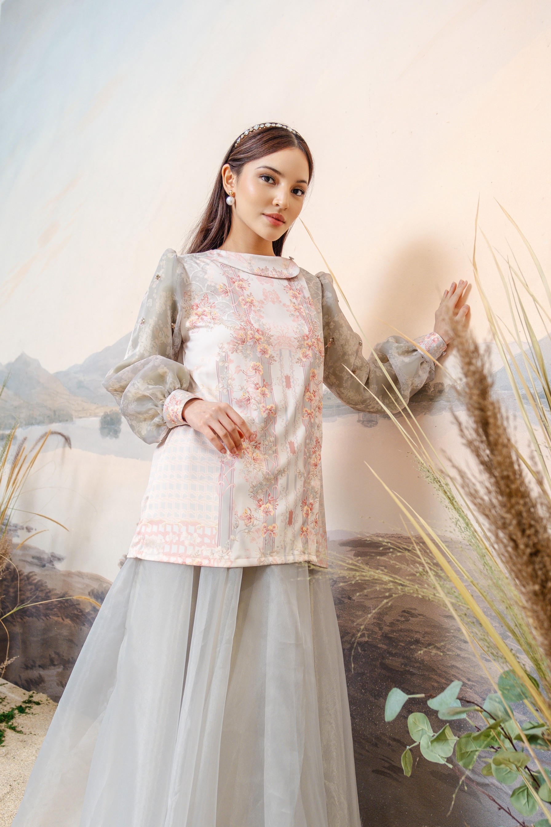 PO Puspita Blouse in Lily Green