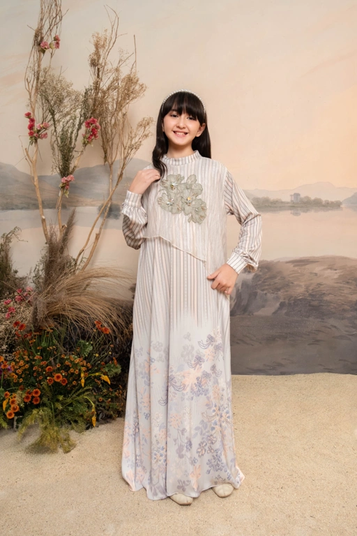 Image of PO Angsana Dress Anak in Sage Mist