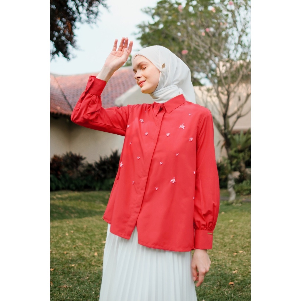 Claire Blouse in Crimson Red