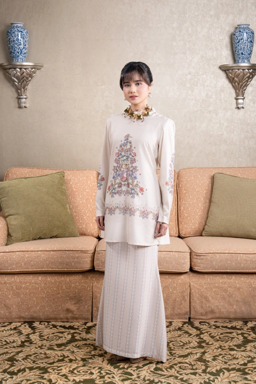 Meutia Kurung Ivory Pearl