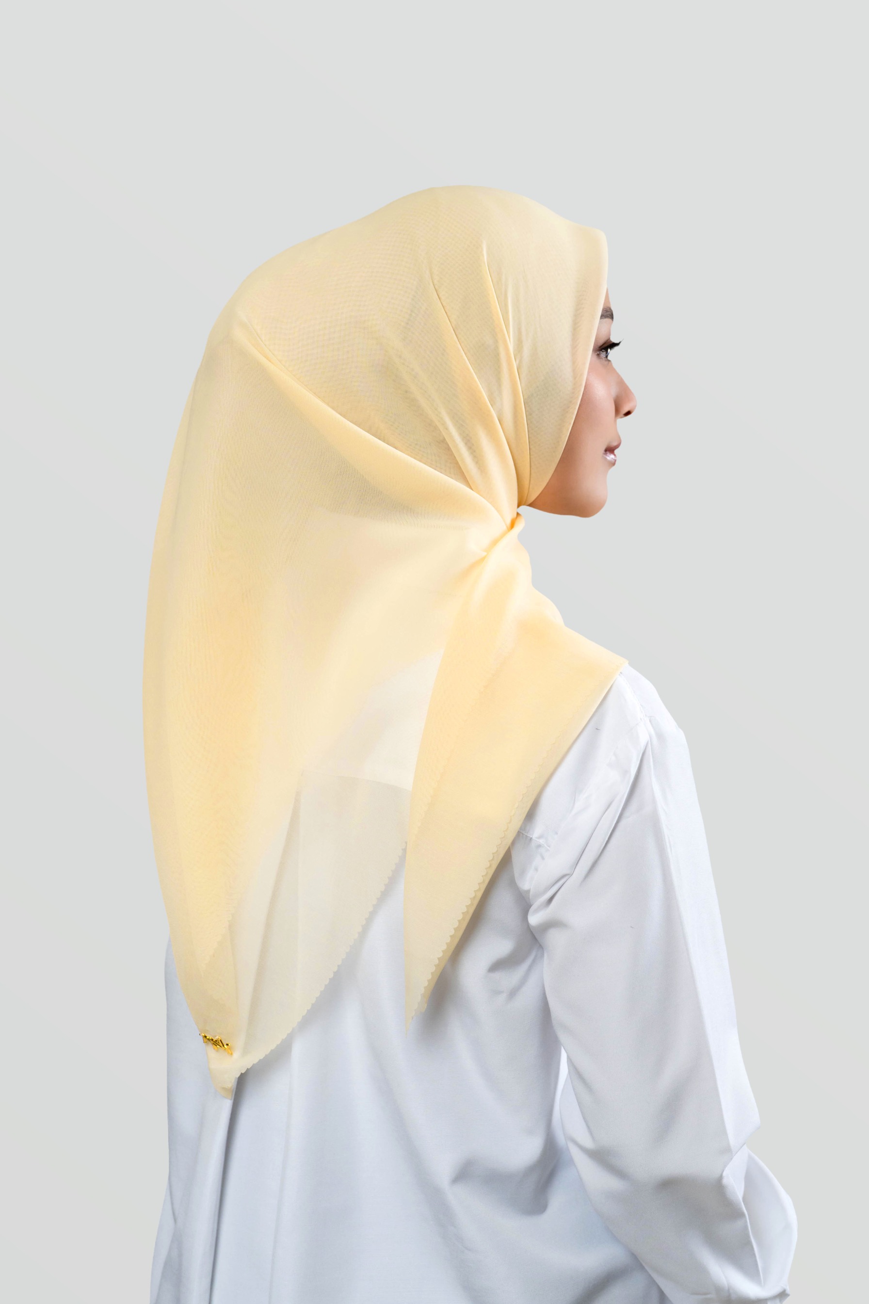 Velvée Premium Soft Paris in Pastel Yellow
