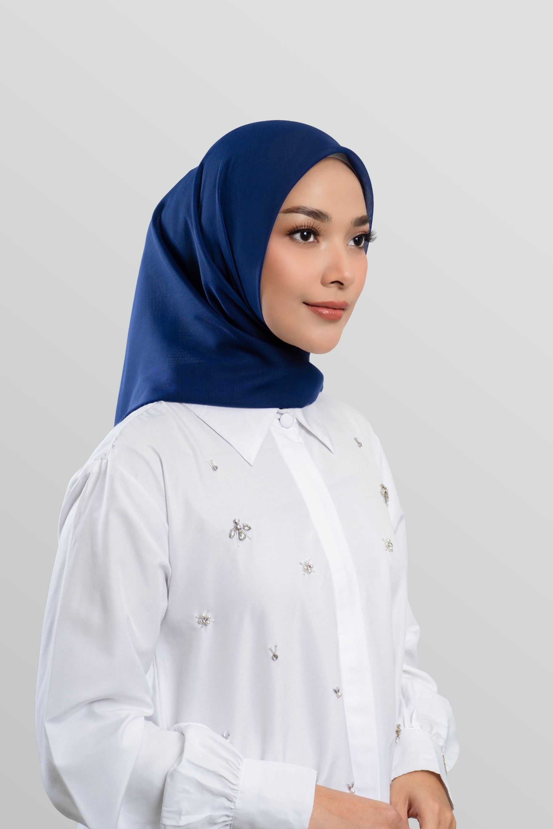Velvée Premium Soft Paris in Navy