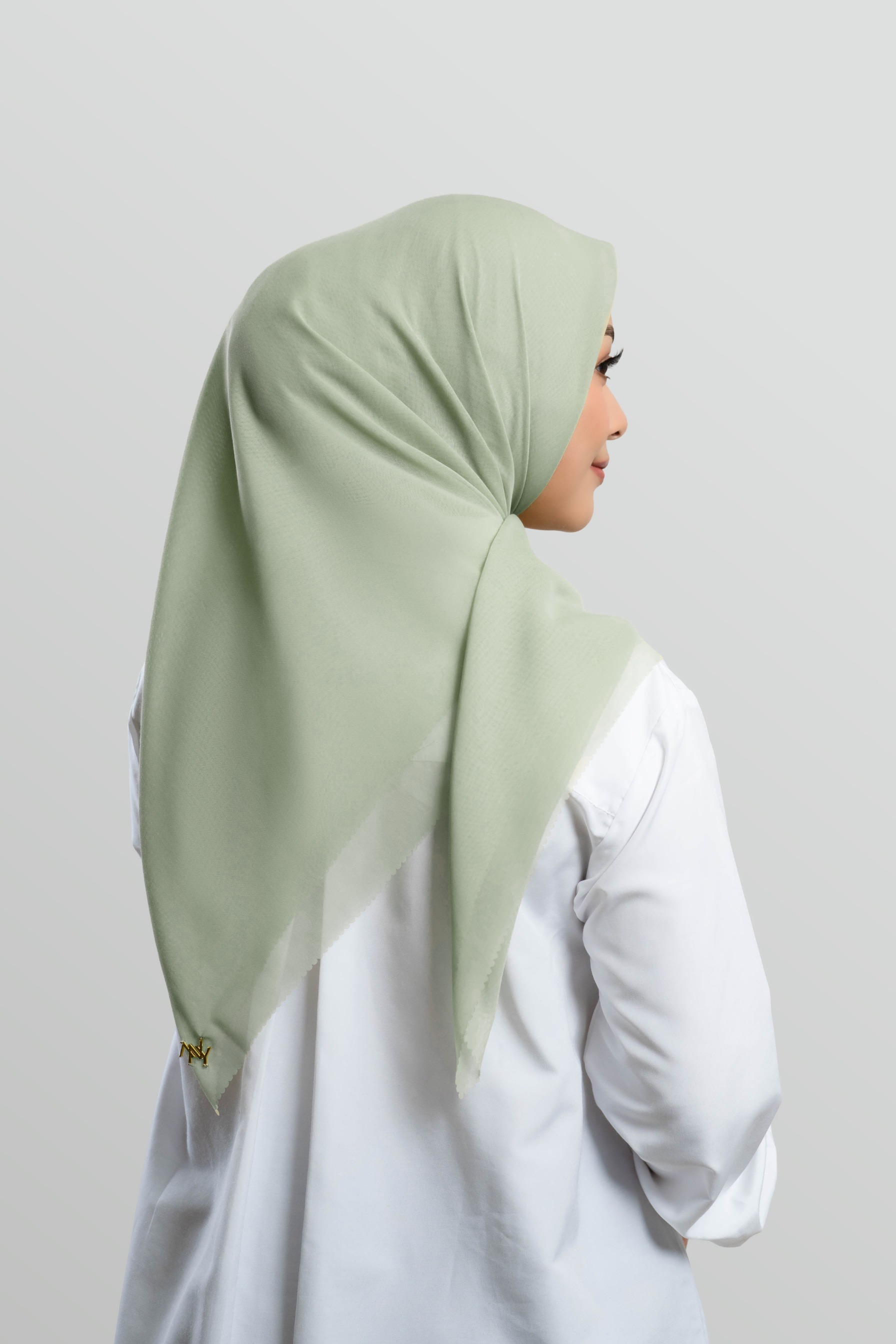 Velvée Premium Soft Paris in Matte Green