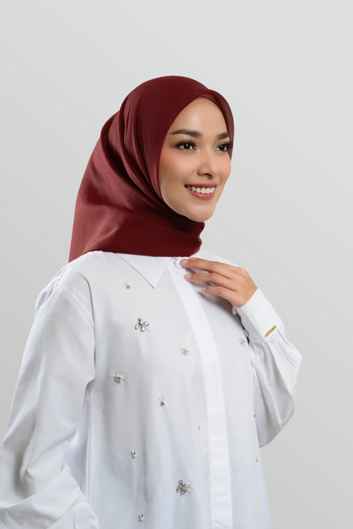 Velvée Premium Soft Paris in Deep Maroon